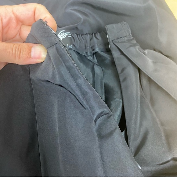 Lord & Taylor • 424 Fifth taffeta pleated midi skirt - Picture 6 of 11